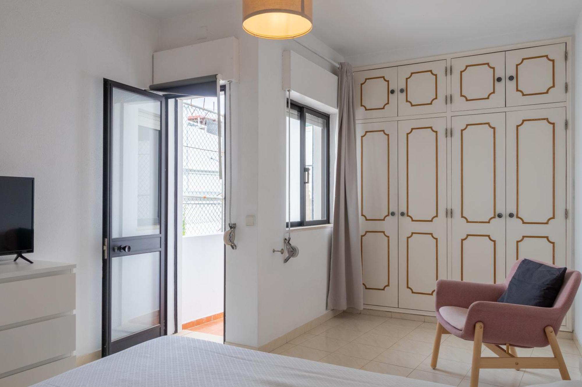 Blife Martinya House - Private Rooms And Apartments Olhão Extérieur photo