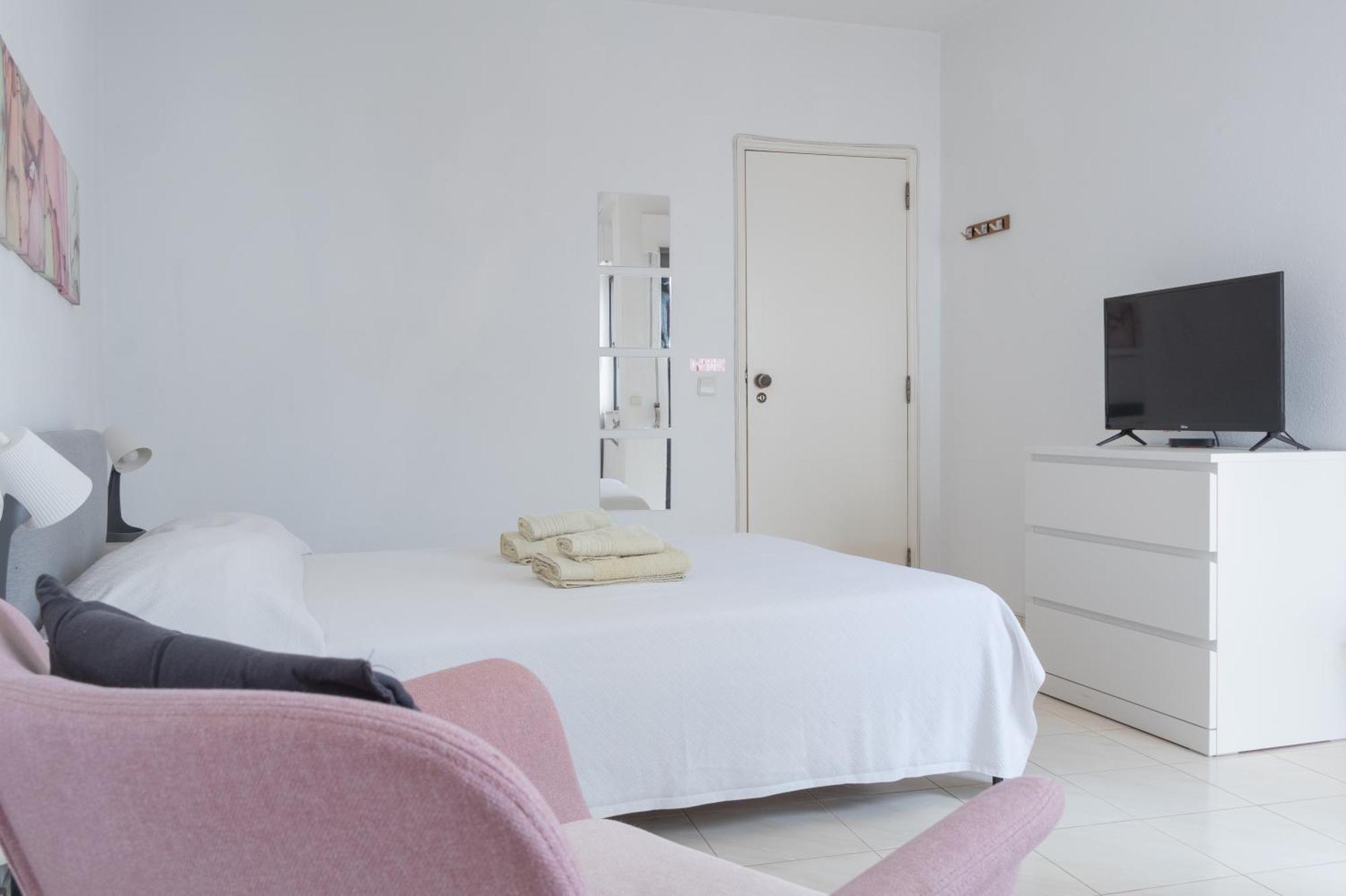 Blife Martinya House - Private Rooms And Apartments Olhão Extérieur photo