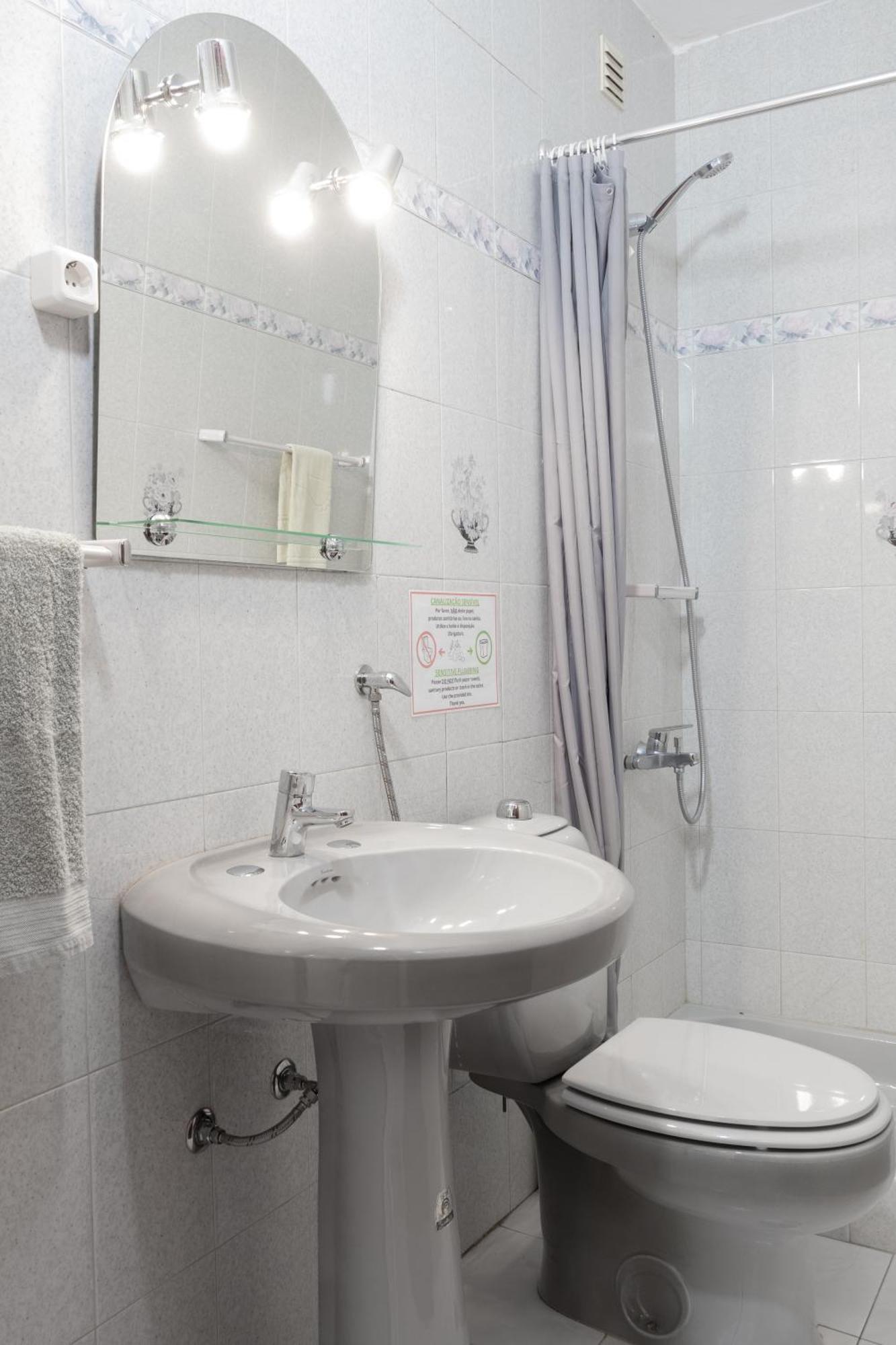 Blife Martinya House - Private Rooms And Apartments Olhão Extérieur photo